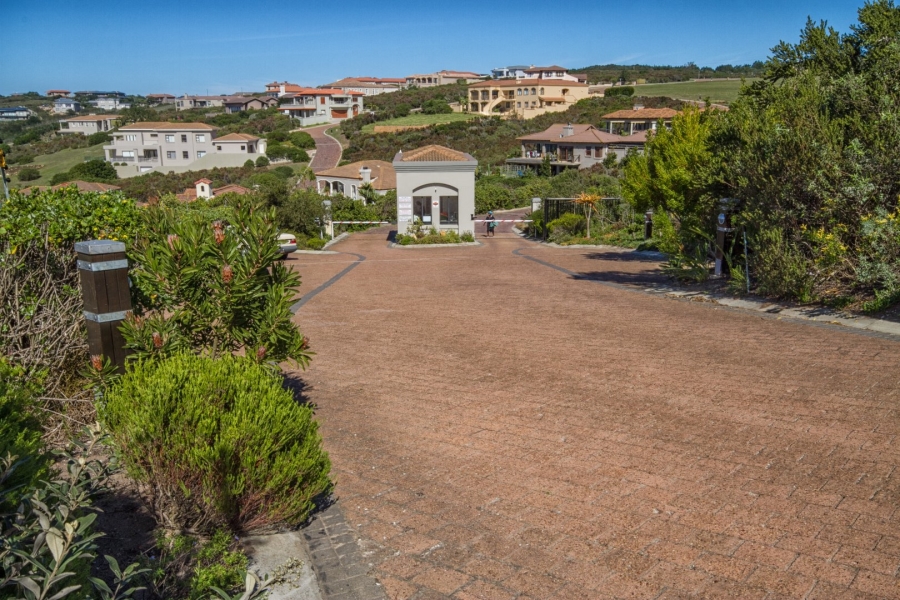  Bedroom Property for Sale in Whale Rock Heights Western Cape